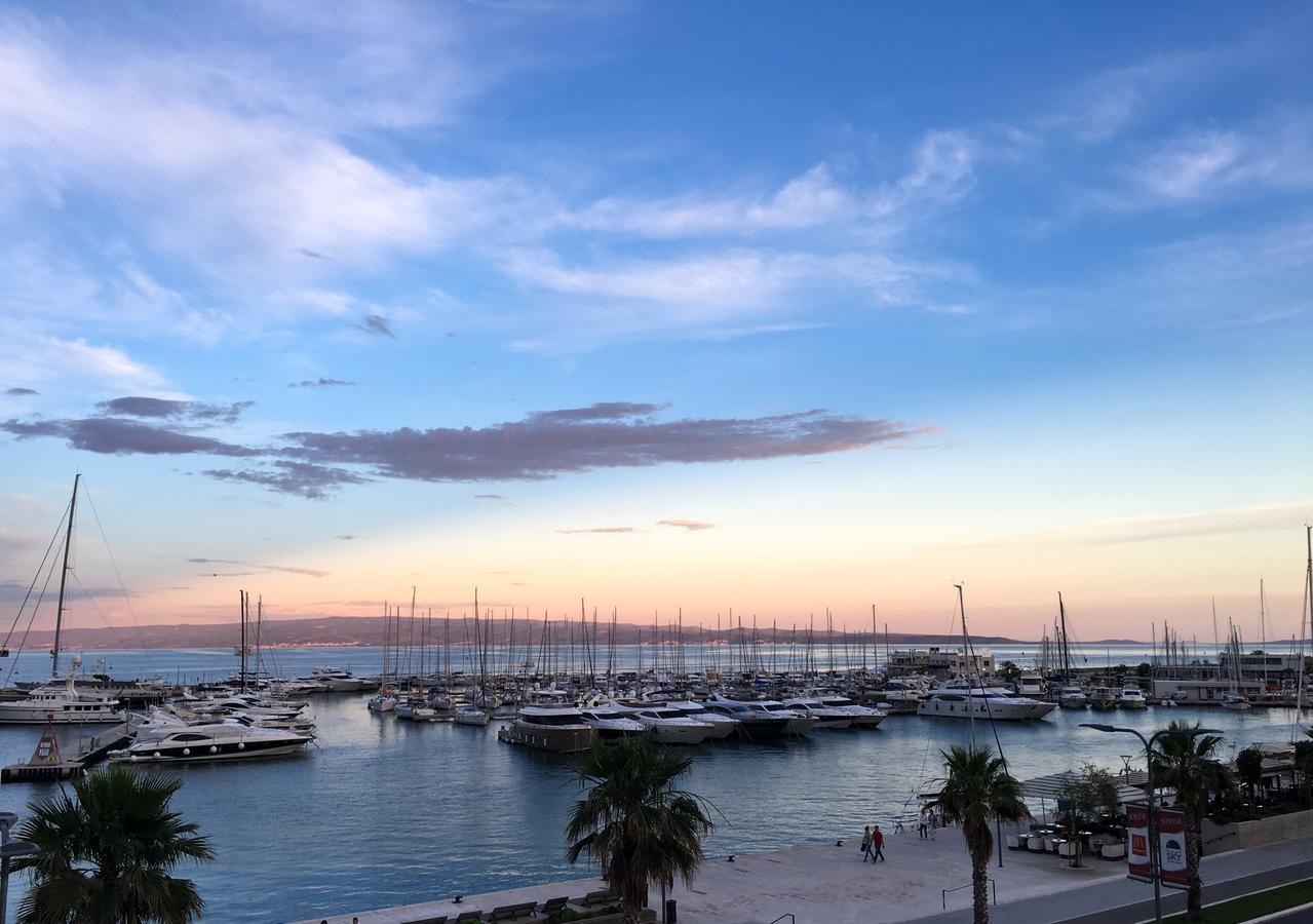 Riva Agava Split Waterfront Apartment Exterior photo
